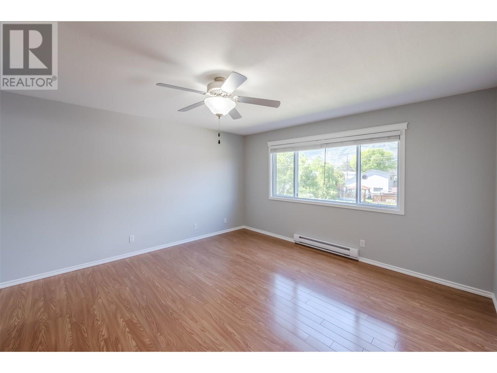 208 272 Green Avenue West, Penticton