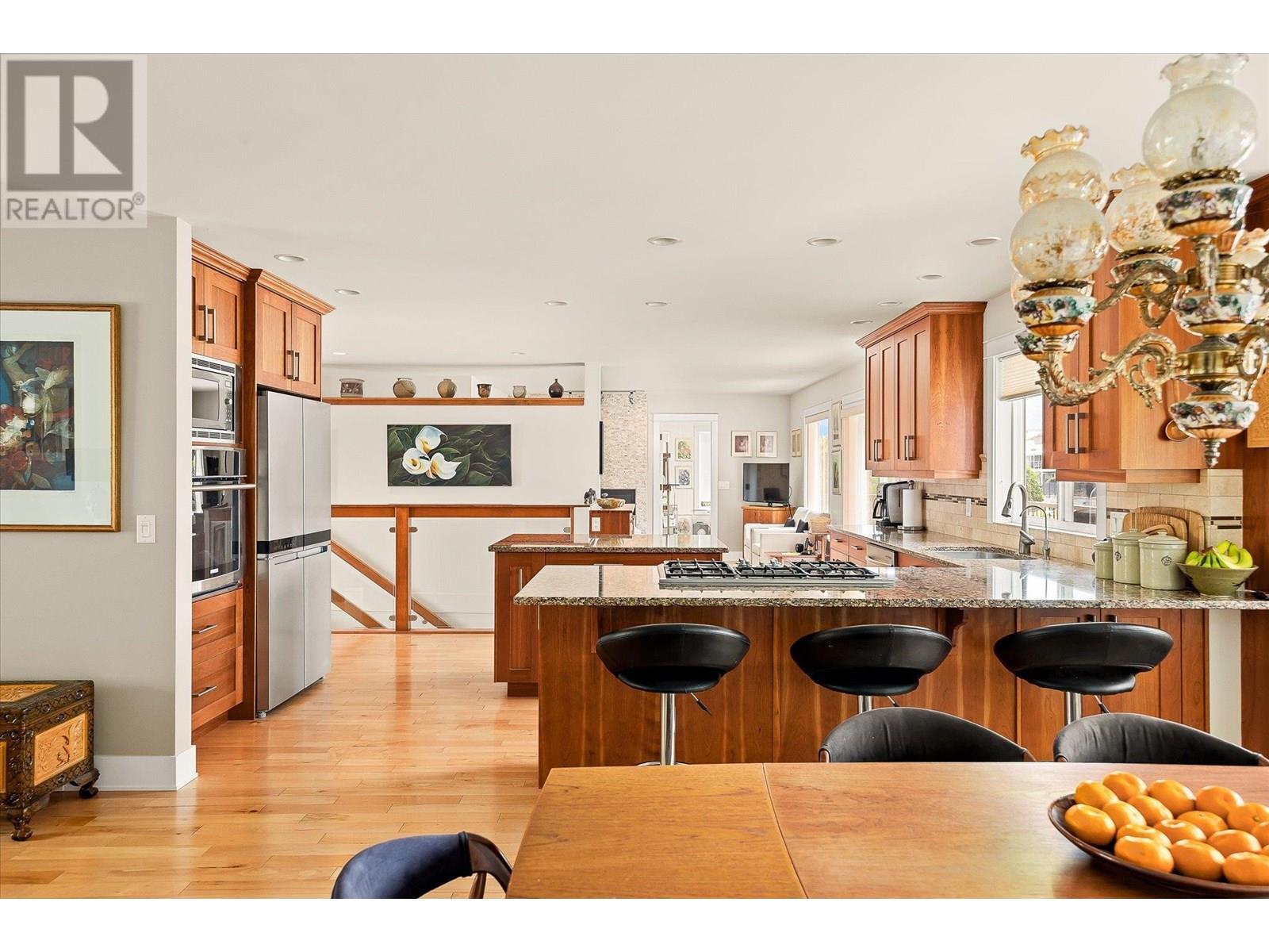  1670 Pritchard Drive, West Kelowna
