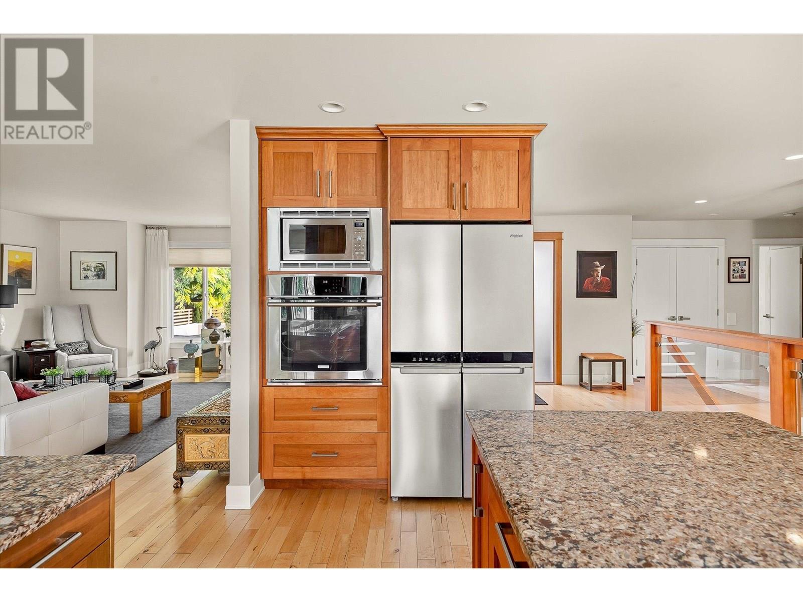  1670 Pritchard Drive, West Kelowna