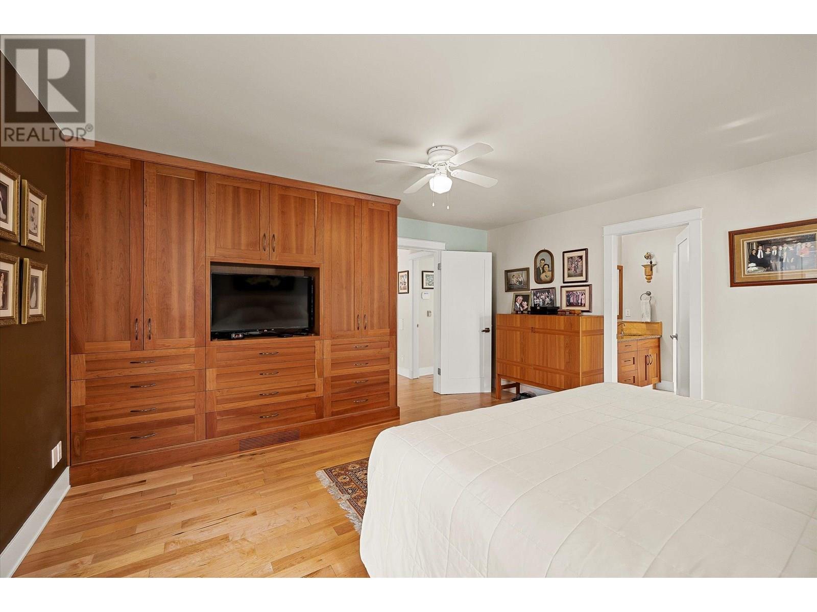  1670 Pritchard Drive, West Kelowna