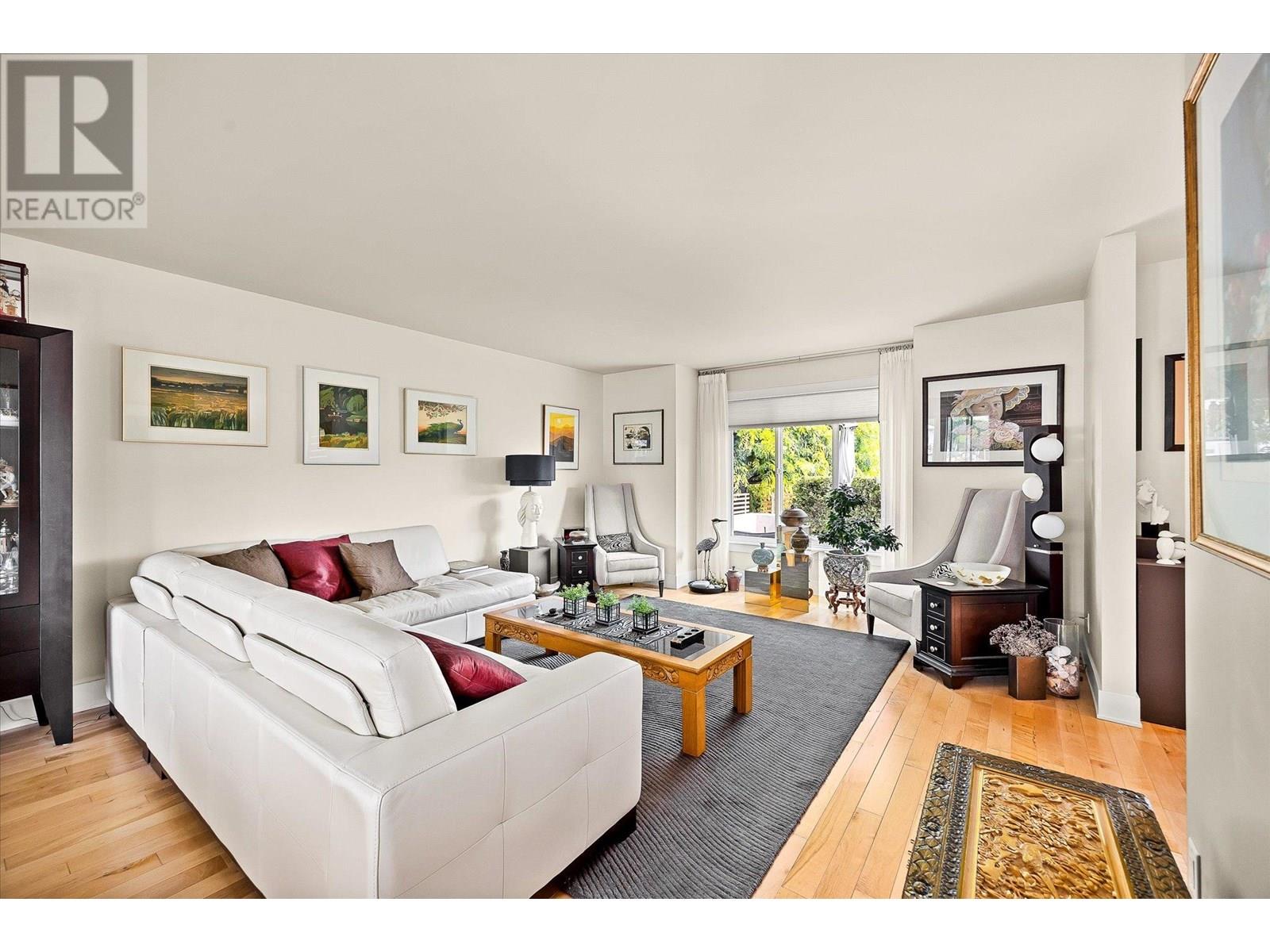  1670 Pritchard Drive, West Kelowna