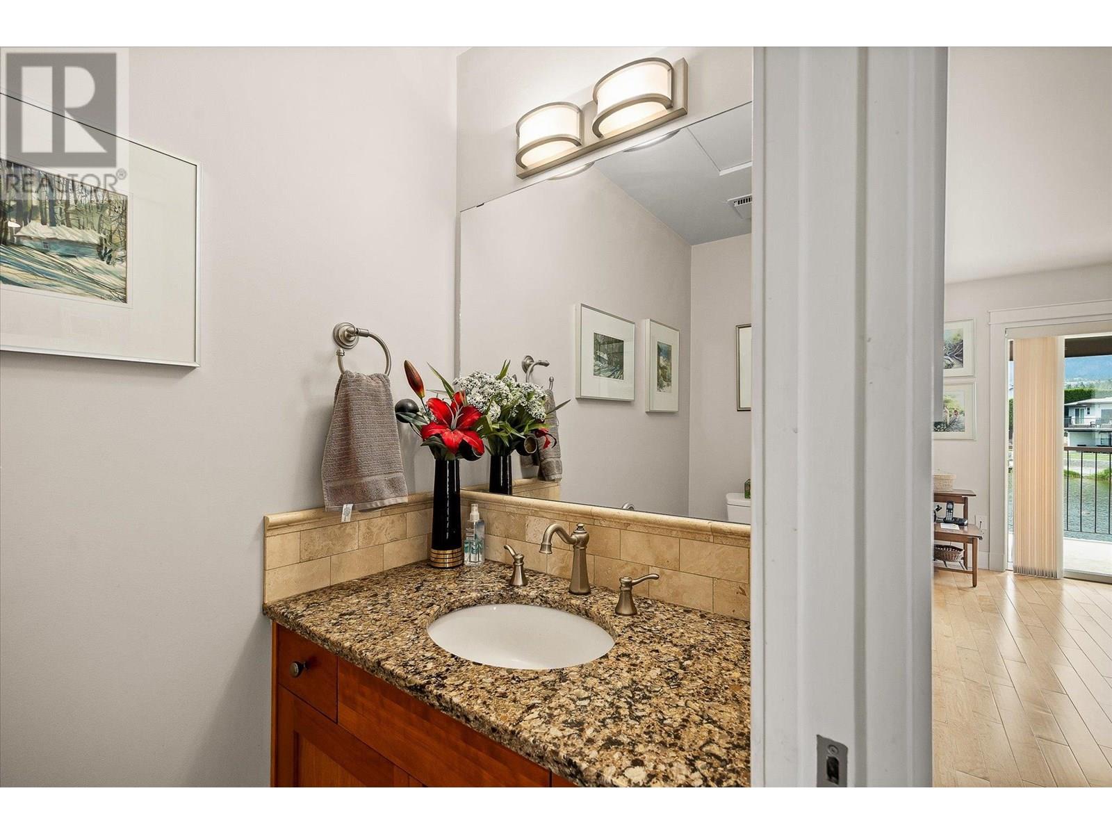  1670 Pritchard Drive, West Kelowna