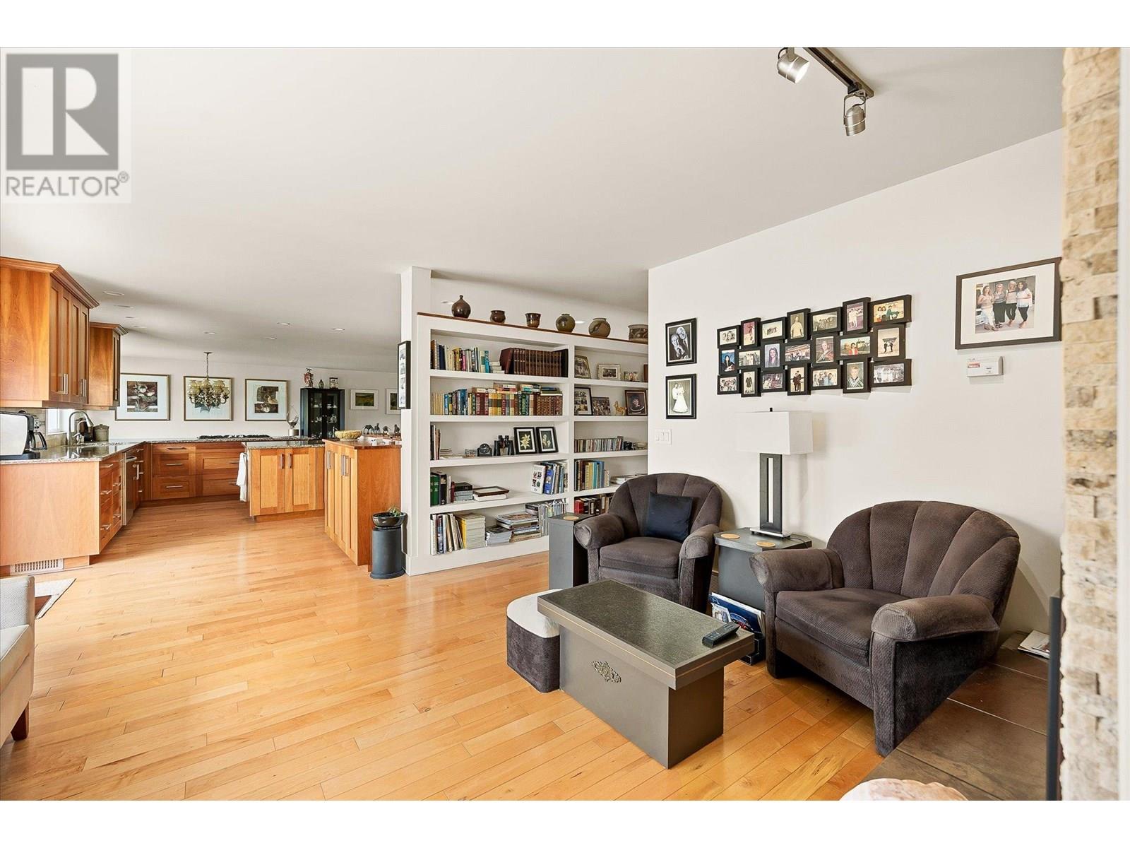  1670 Pritchard Drive, West Kelowna