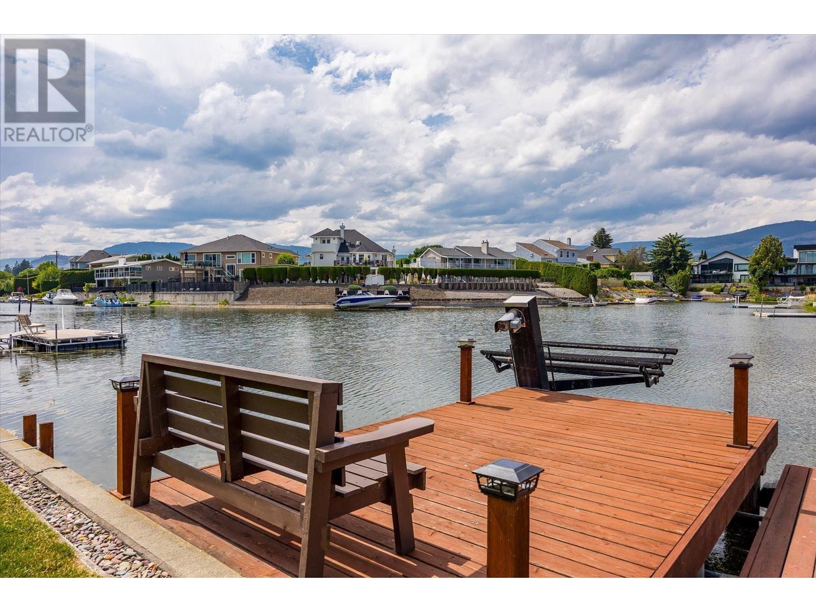  1670 Pritchard Drive, West Kelowna