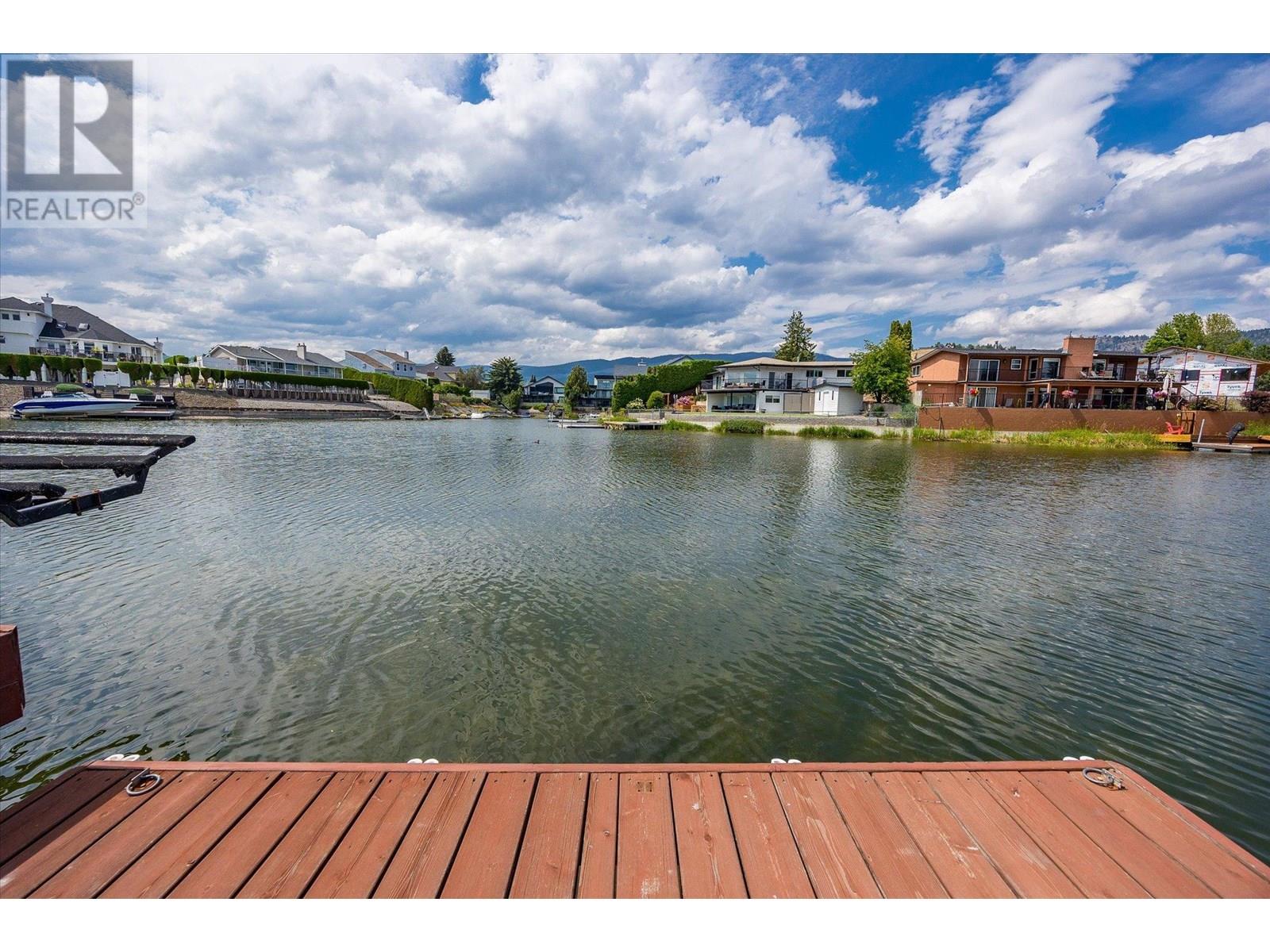  1670 Pritchard Drive, West Kelowna