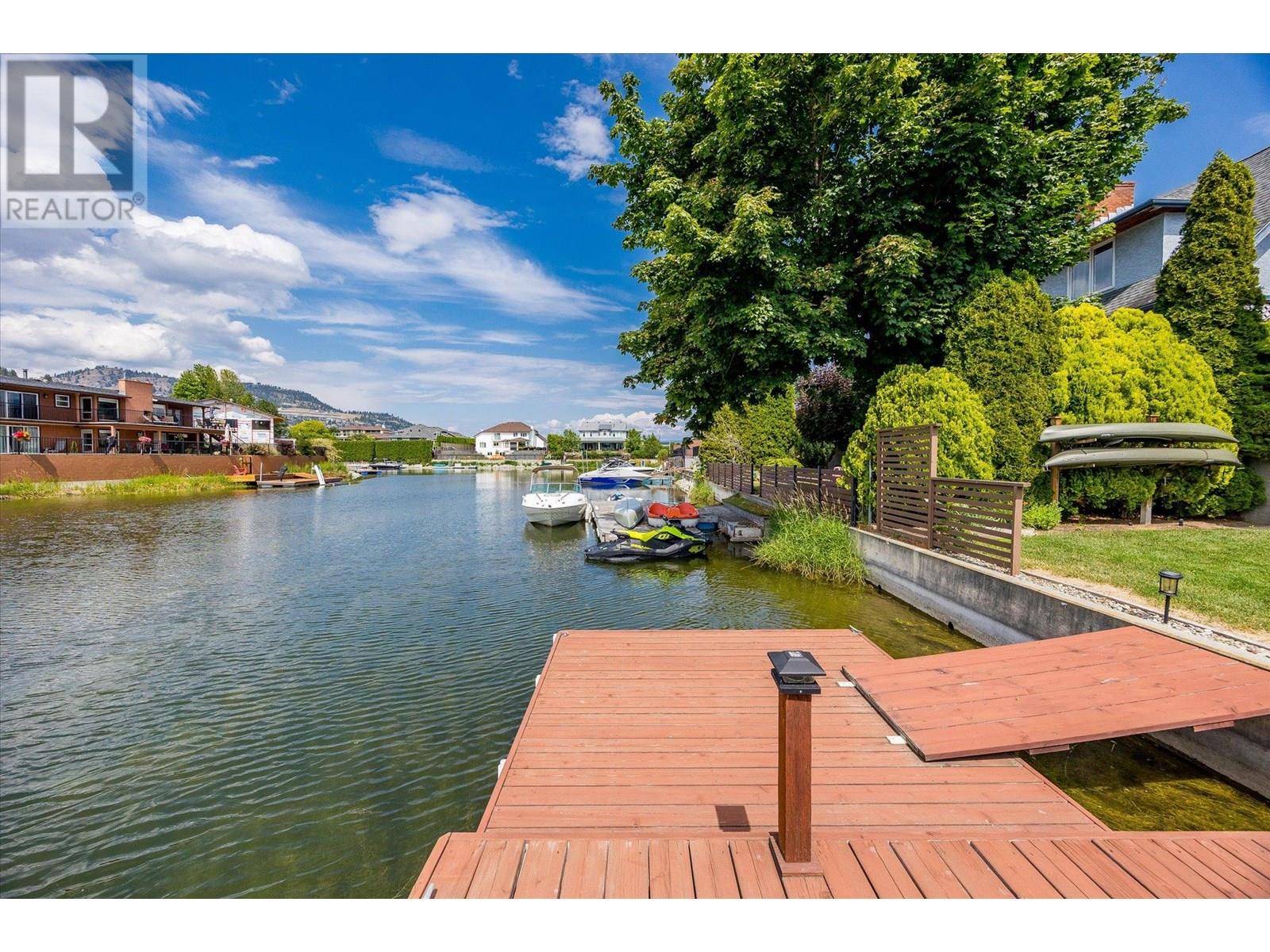  1670 Pritchard Drive, West Kelowna