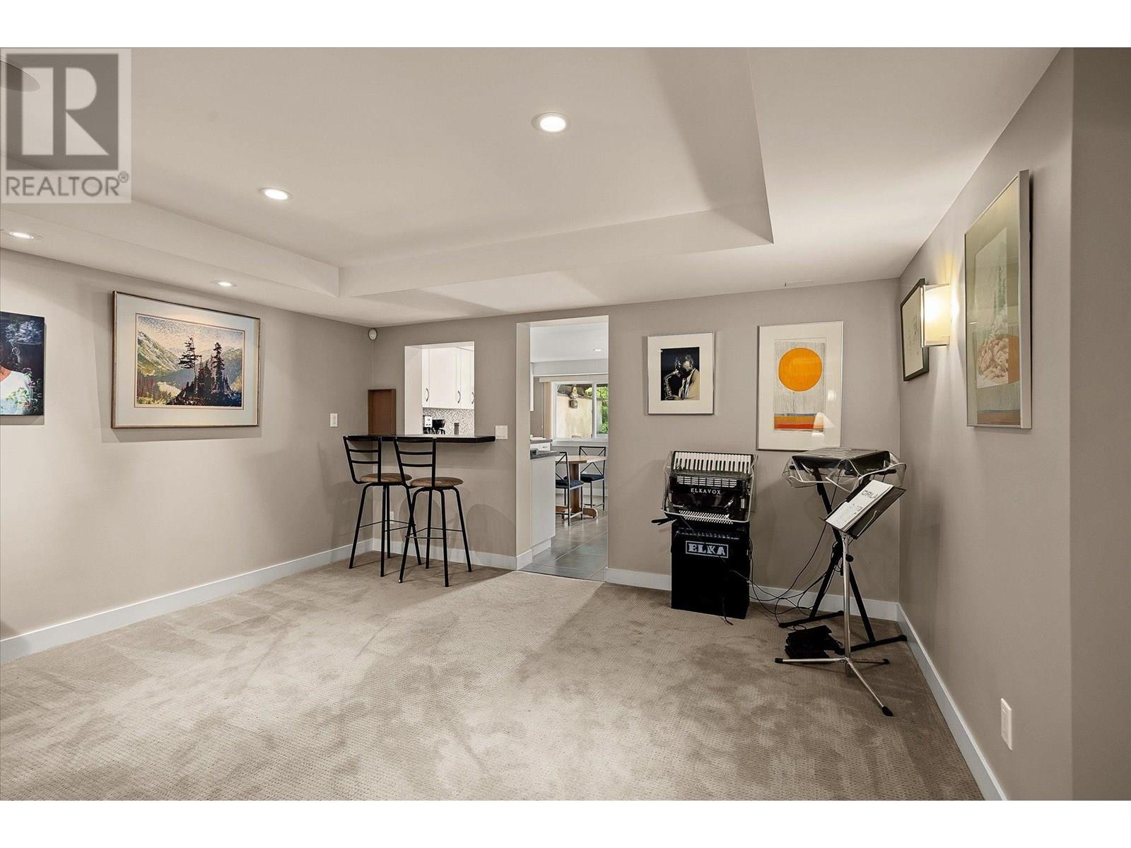  1670 Pritchard Drive, West Kelowna