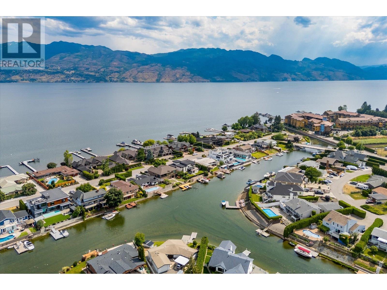  1670 Pritchard Drive, West Kelowna