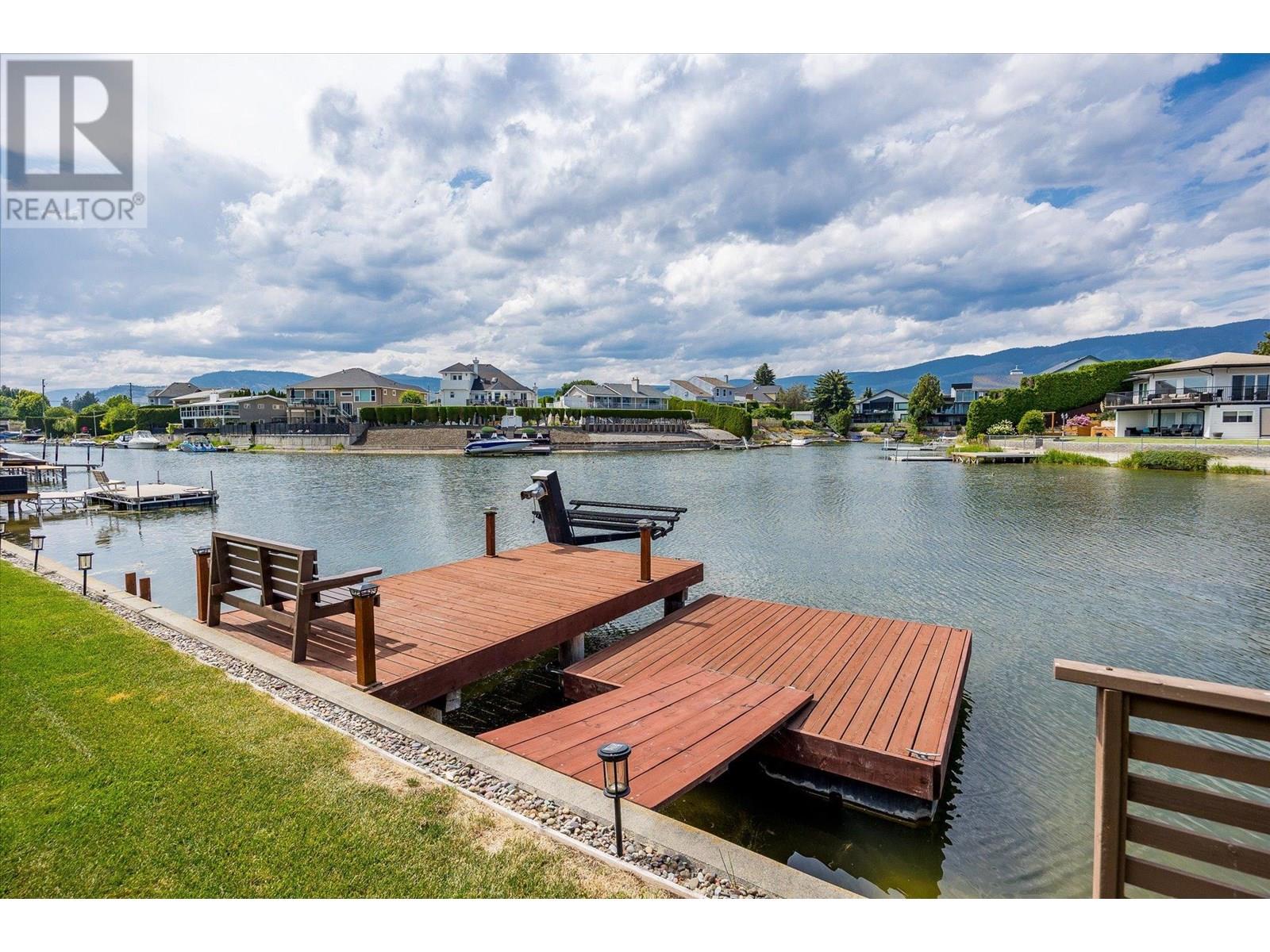  1670 Pritchard Drive, West Kelowna
