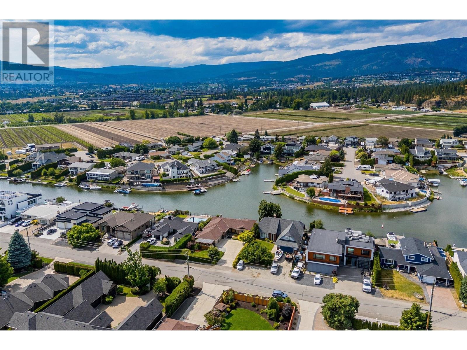 1670 Pritchard Drive, West Kelowna
