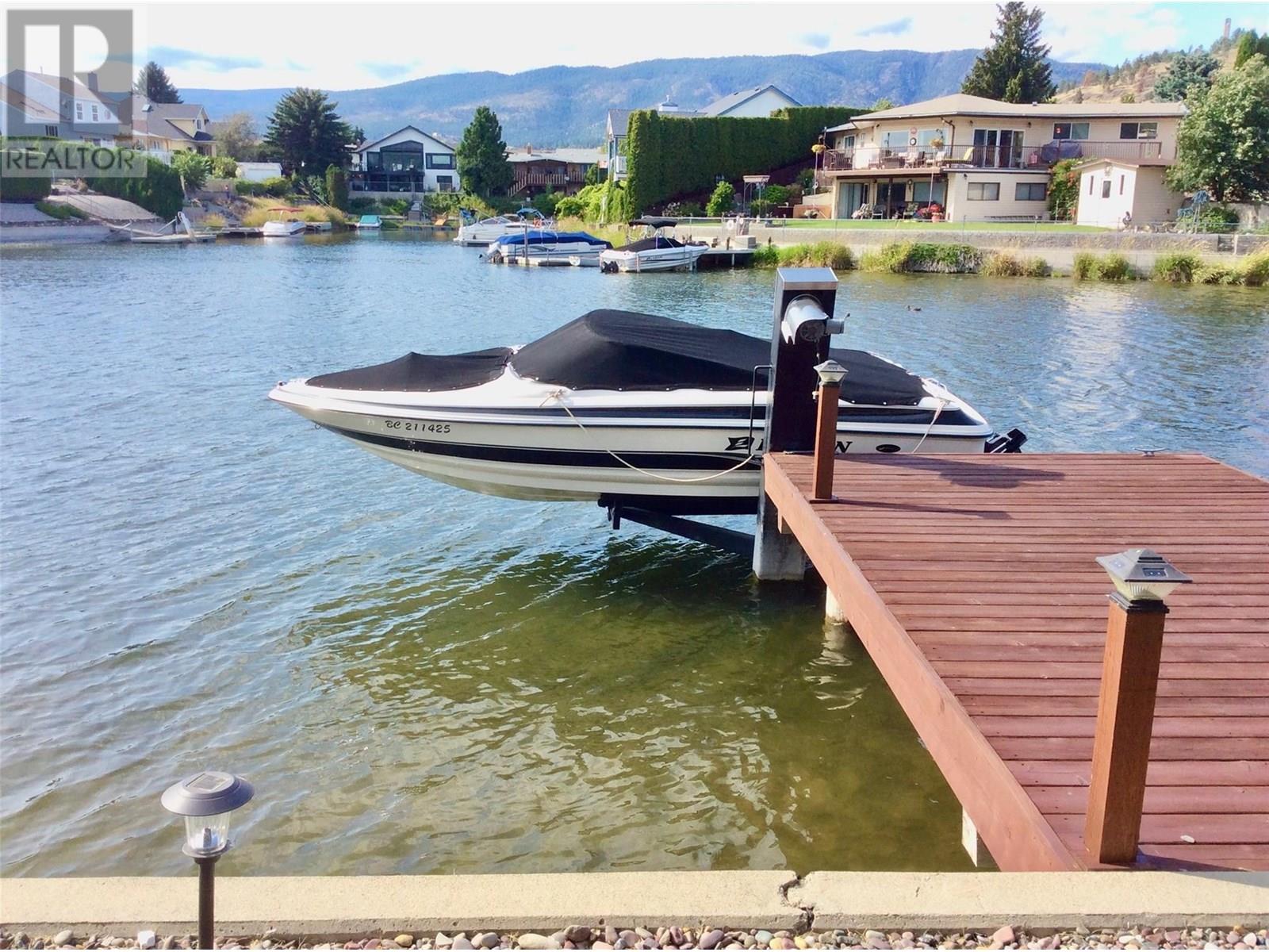  1670 Pritchard Drive, West Kelowna
