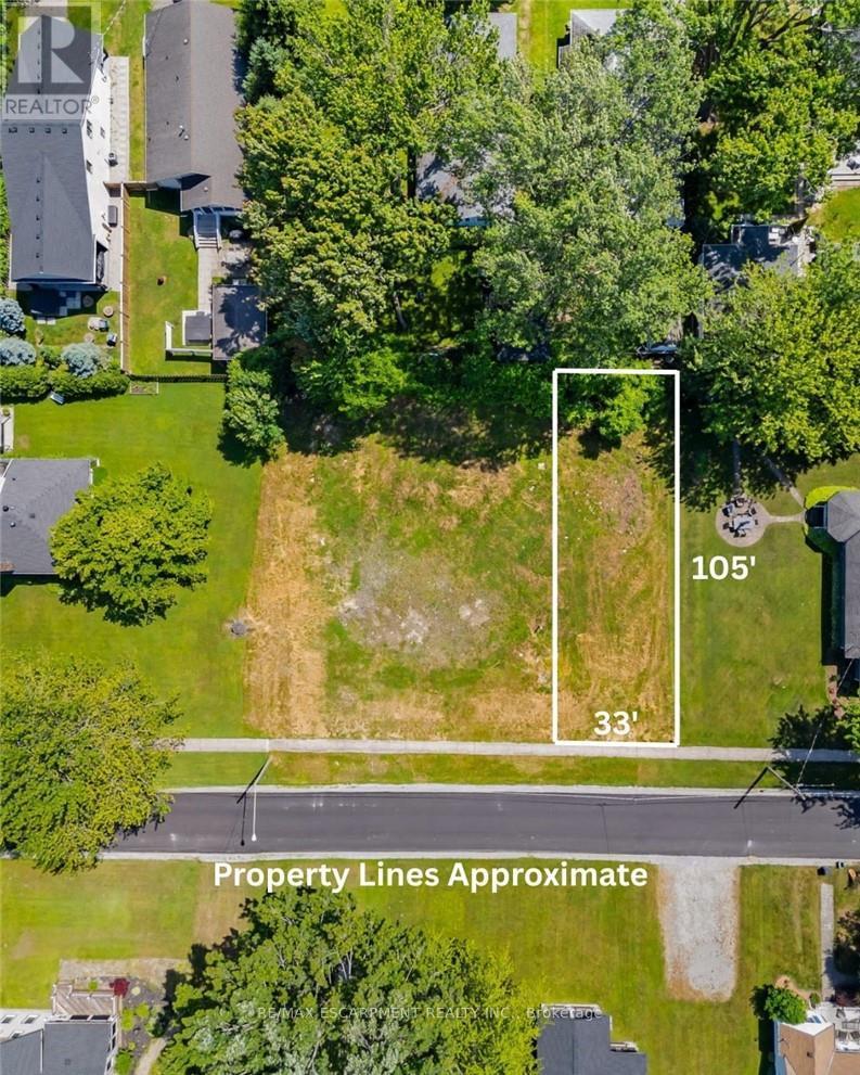 Photo 2 of 330 Rosewood Avenue, Fort Erie ON