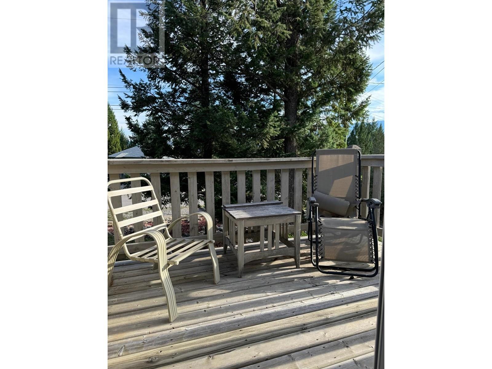 10A Wolf Crescent, Invermere