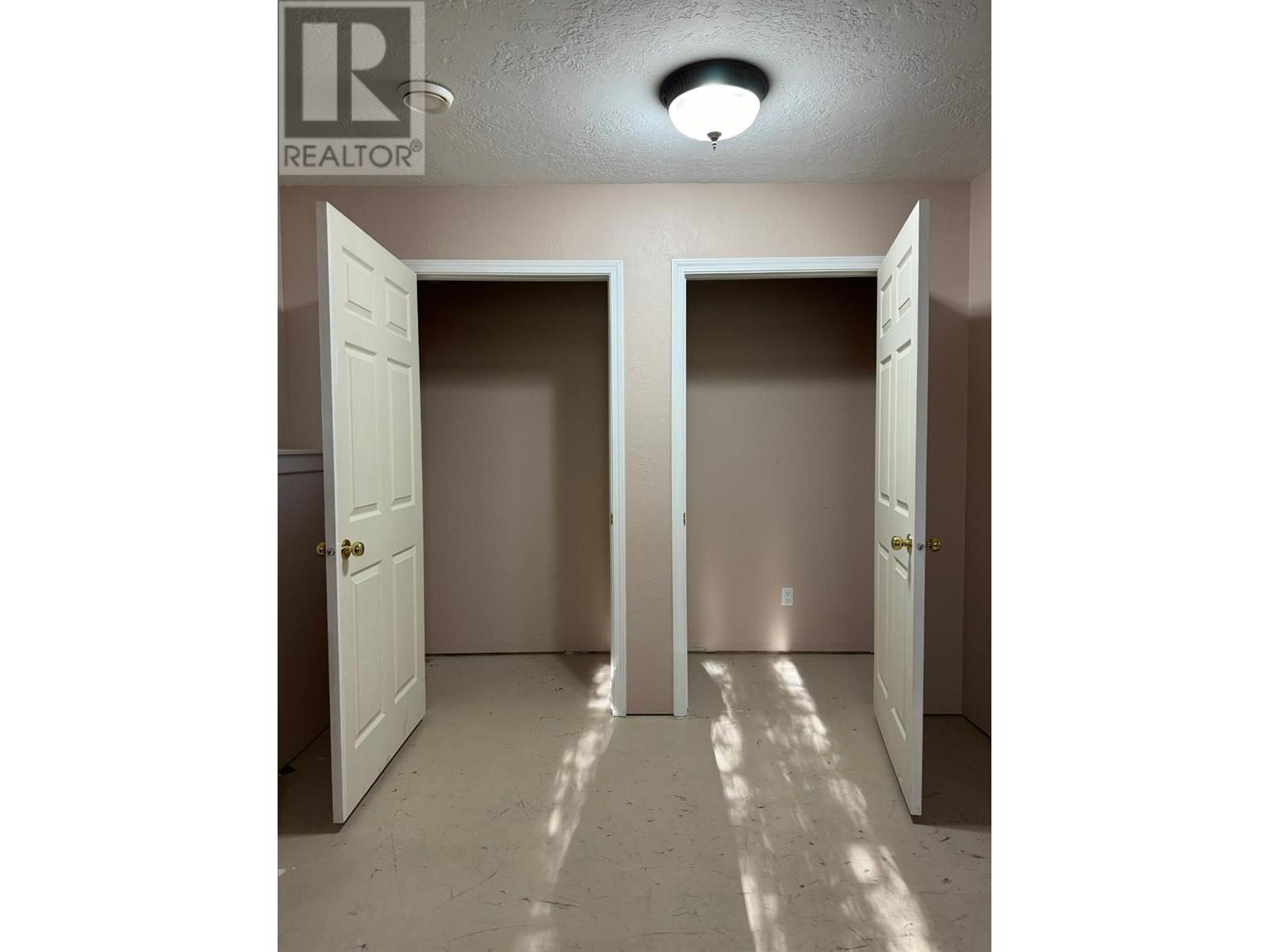 10A Wolf Crescent, Invermere
