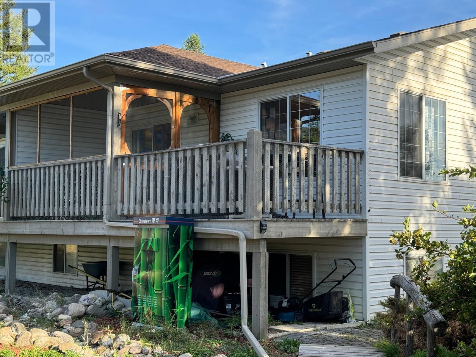 10A Wolf Crescent, Invermere