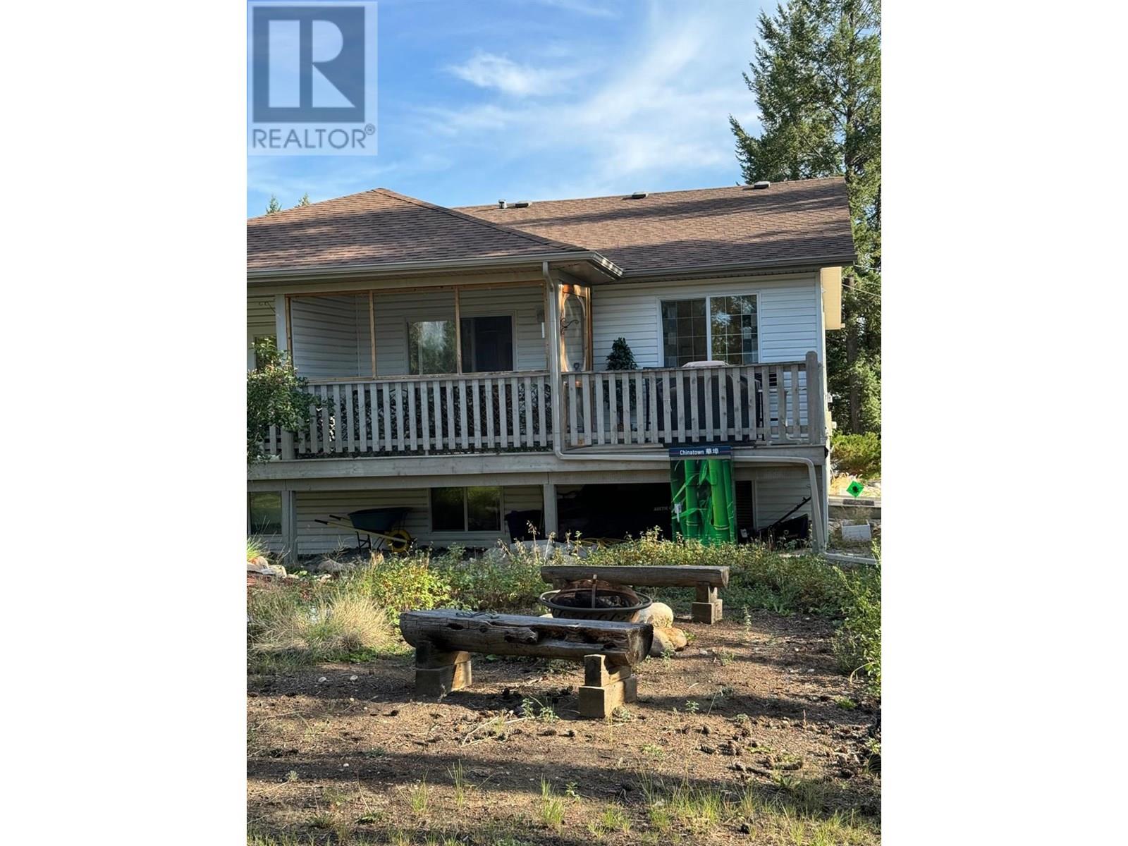 10A Wolf Crescent, Invermere