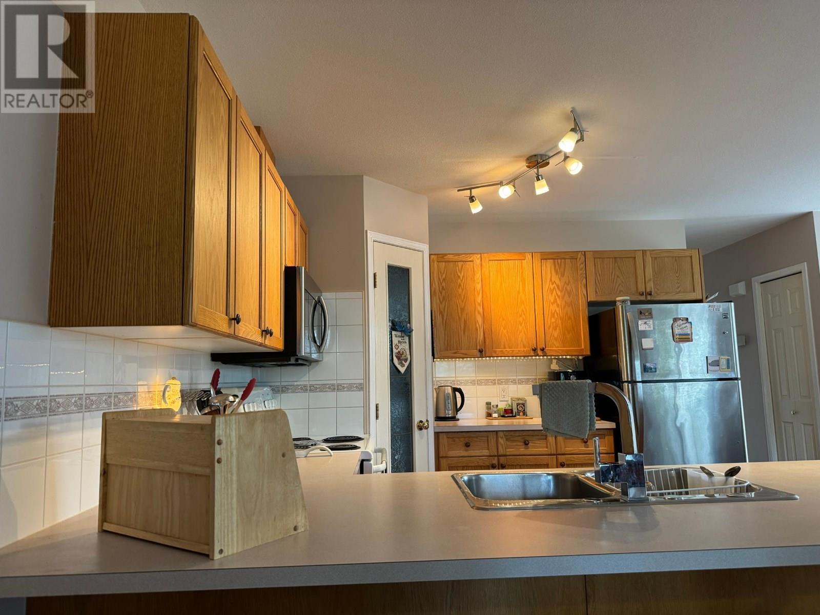 10A Wolf Crescent, Invermere