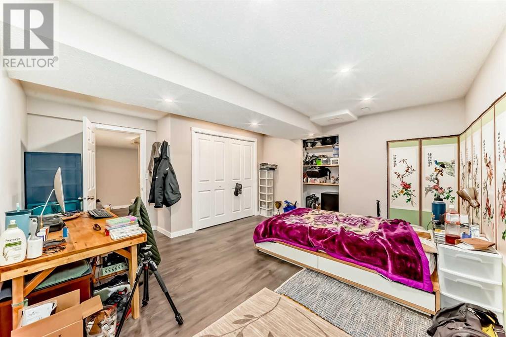 Single Family House for Sale in  Eldorado Close NE Monterey Park Calgary 