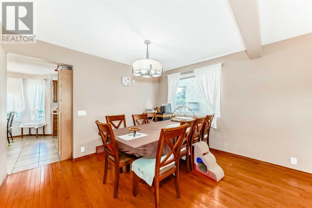 Single Family House for Sale in  Eldorado Close NE Monterey Park Calgary 