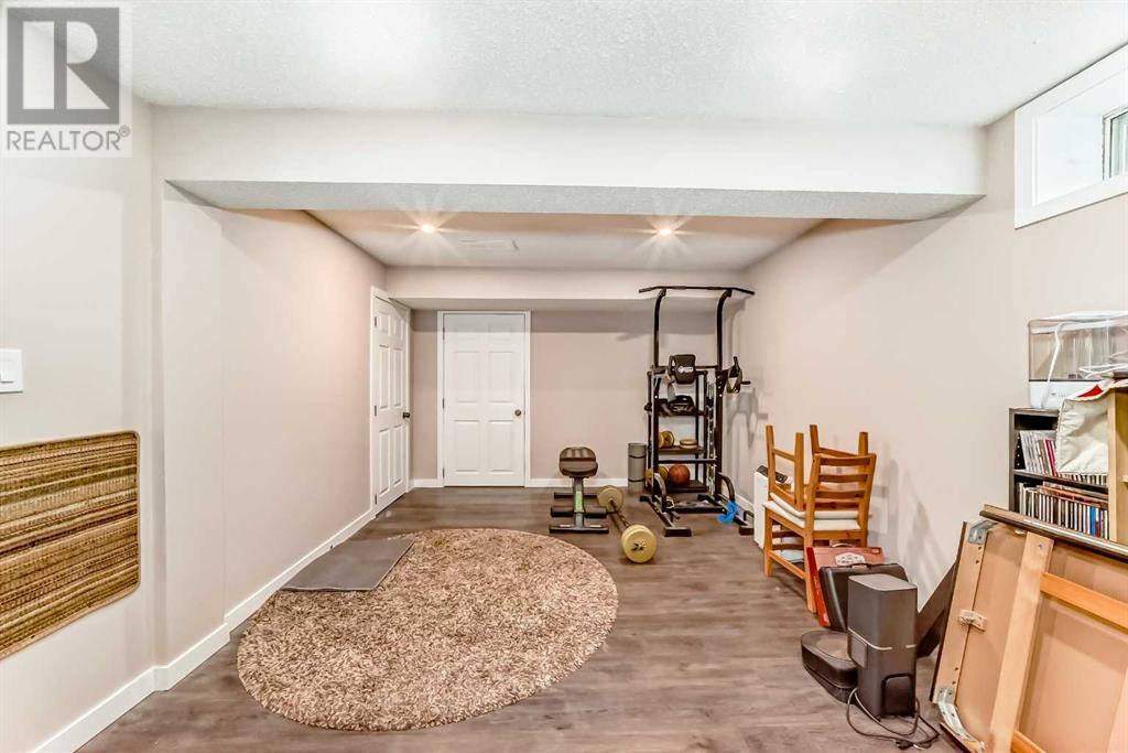 Single Family House for Sale in  Eldorado Close NE Monterey Park Calgary 