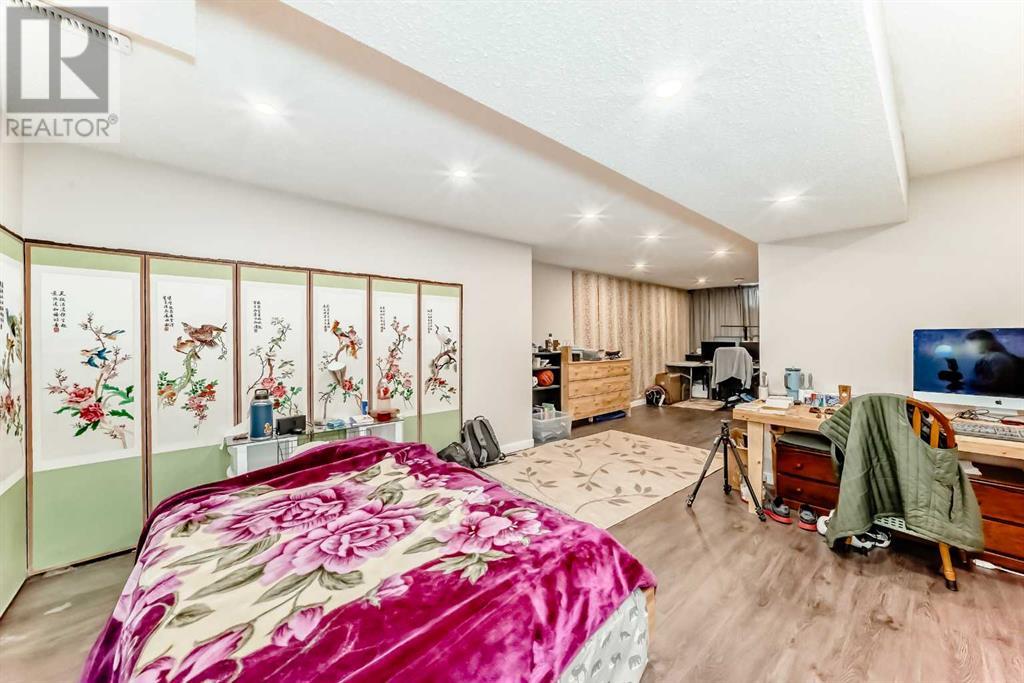 Single Family House for Sale in  Eldorado Close NE Monterey Park Calgary 