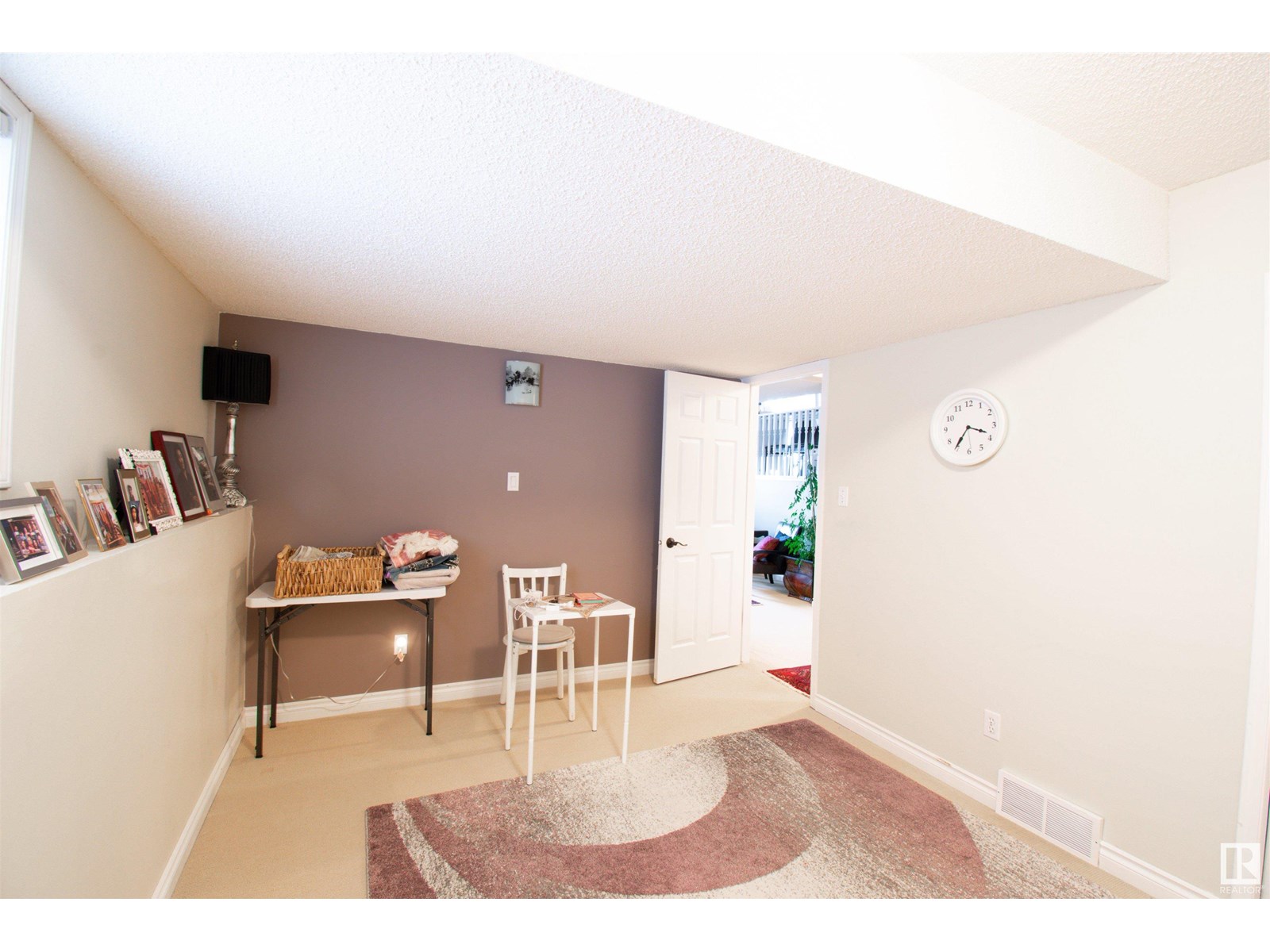 Photo 39 of 3920 33 St Nw, Edmonton AB