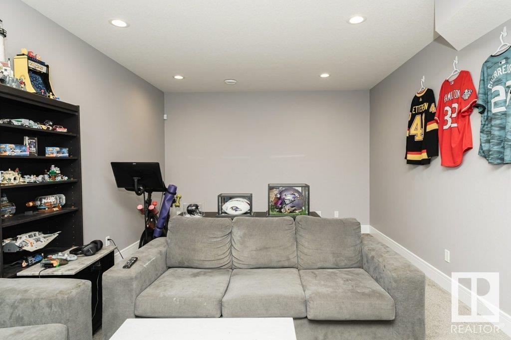 Photo 2 of 14 Copperhaven Dr, Spruce Grove AB