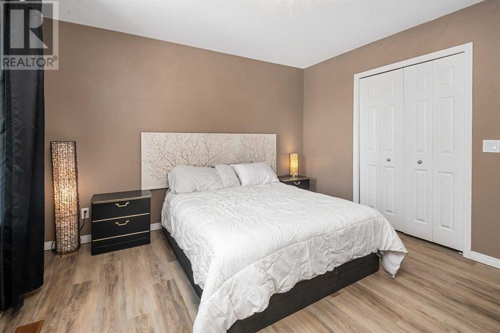 Single Family House for Sale in  Bridleridge View SW Bridlewood Calgary 