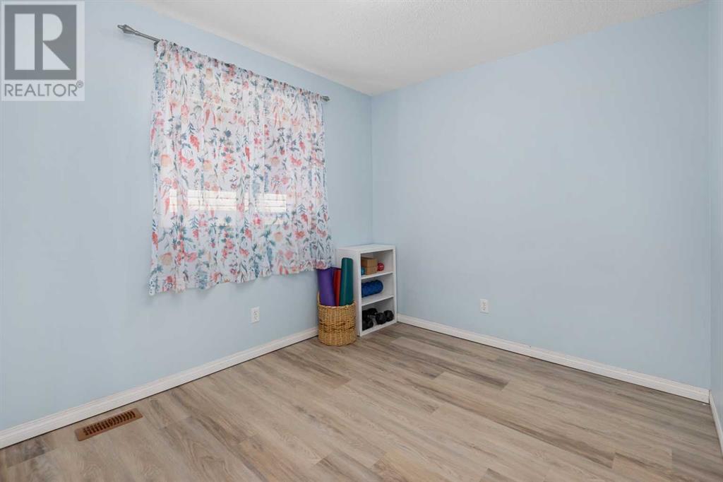 Single Family House for Sale in  Bridleridge View SW Bridlewood Calgary 