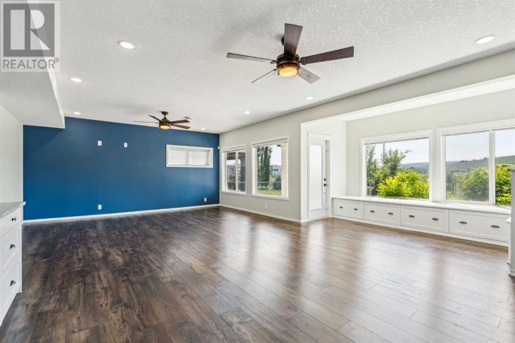 Single Family House for Sale in  Nolancliff Crescent NW Nolan Hill Calgary 