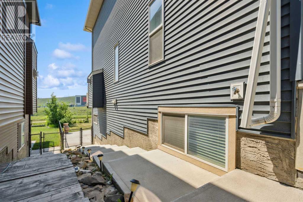 Single Family House for Sale in  Nolancliff Crescent NW Nolan Hill Calgary 