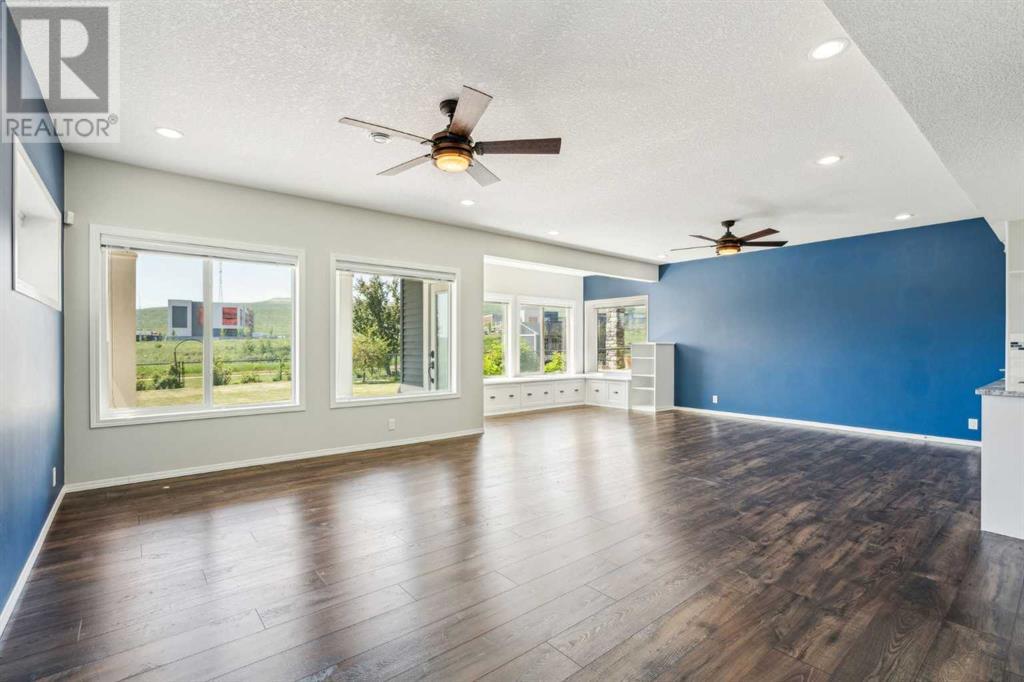 Single Family House for Sale in  Nolancliff Crescent NW Nolan Hill Calgary 