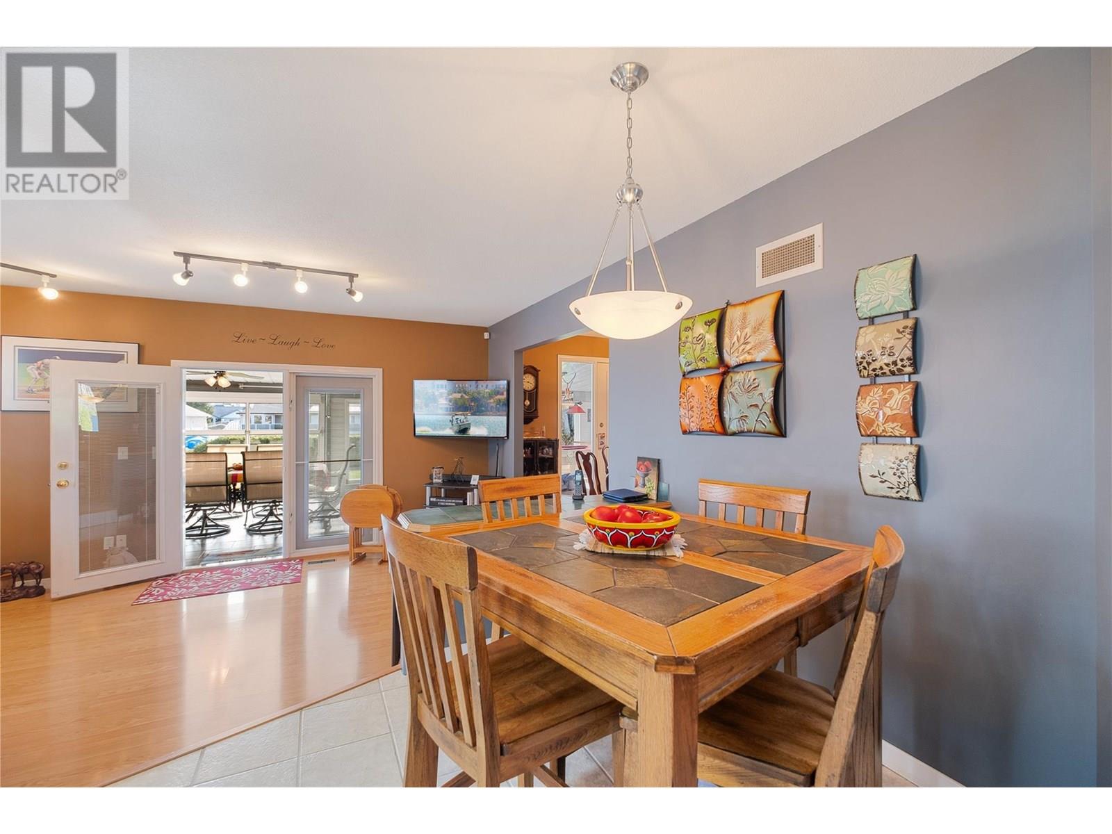  1677 Newport Road, West Kelowna