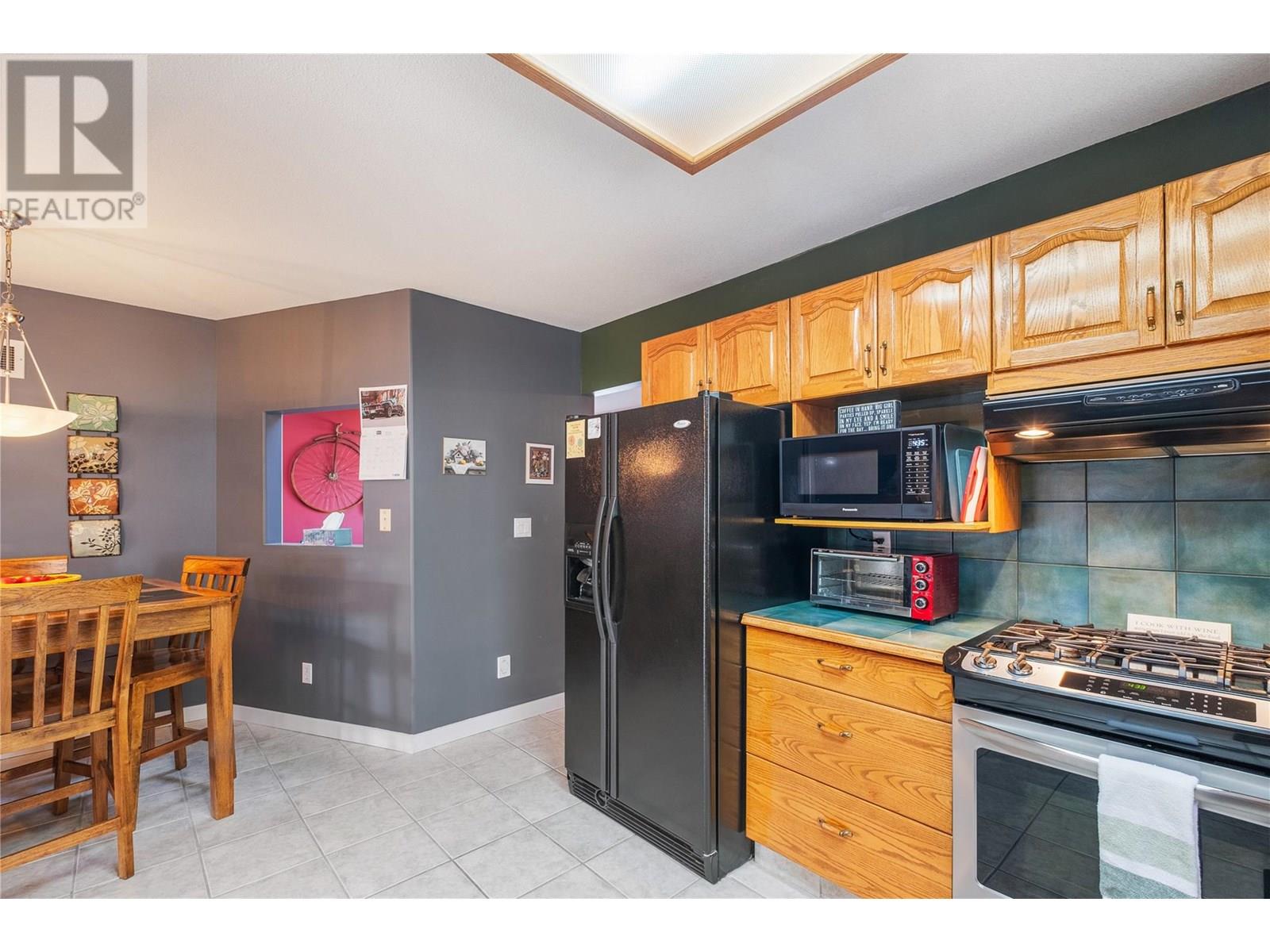  1677 Newport Road, West Kelowna