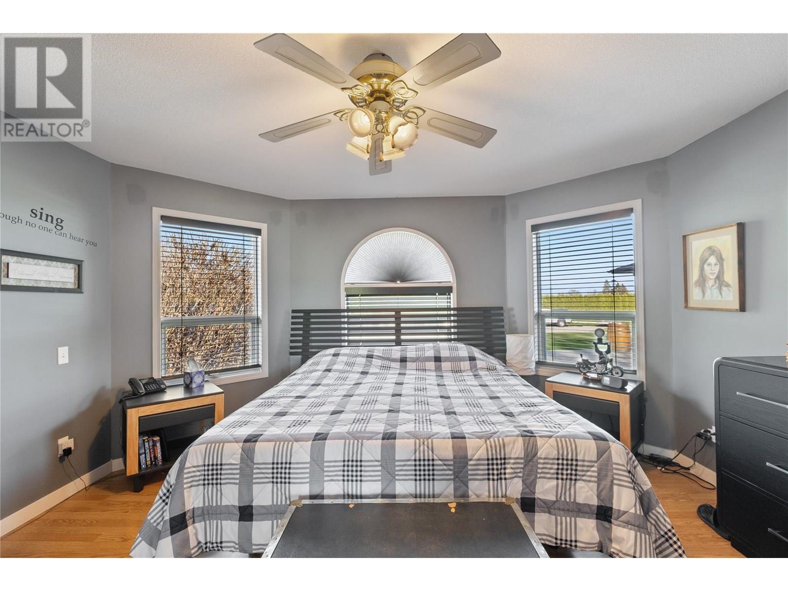  1677 Newport Road, West Kelowna