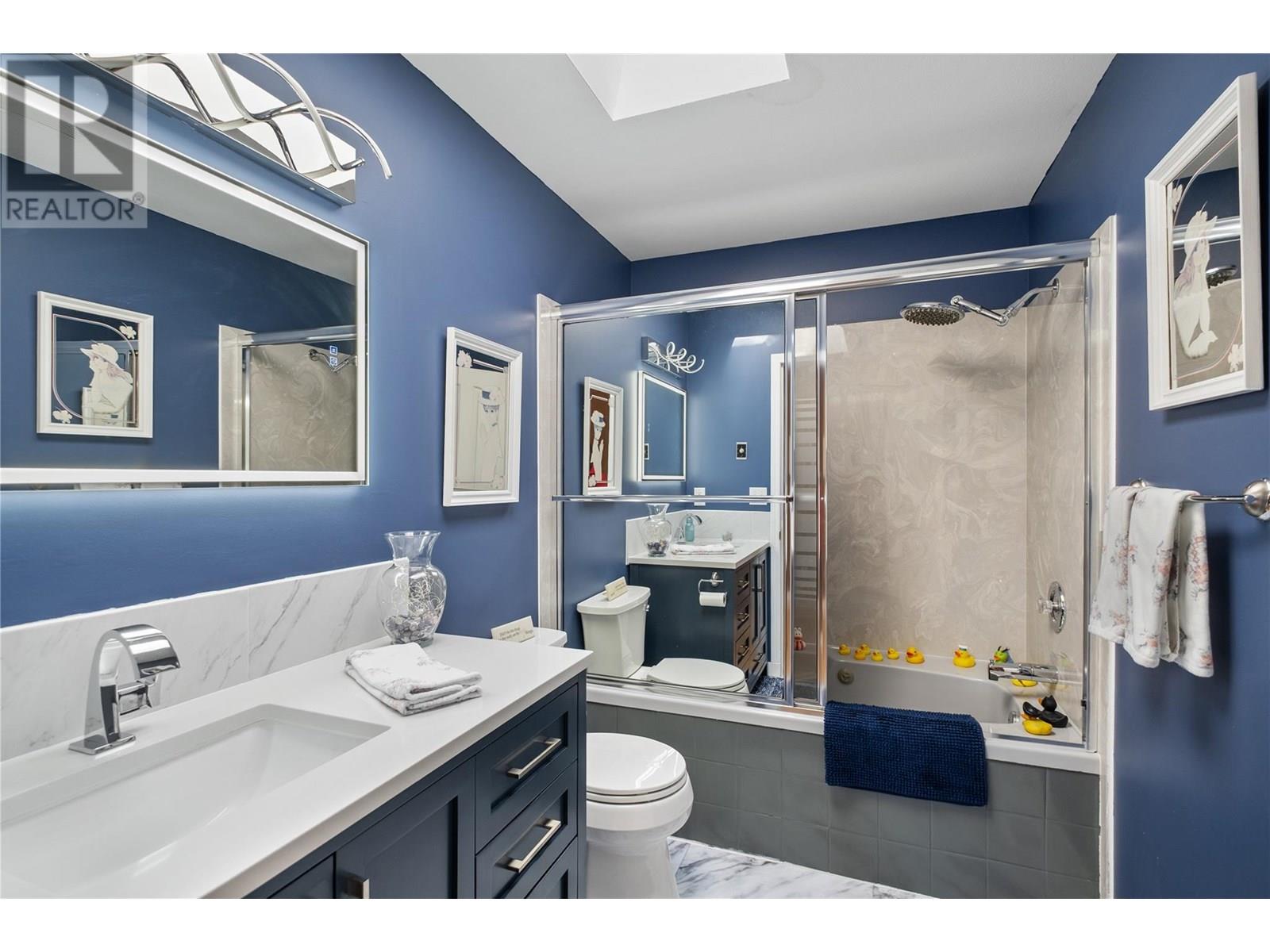  1677 Newport Road, West Kelowna