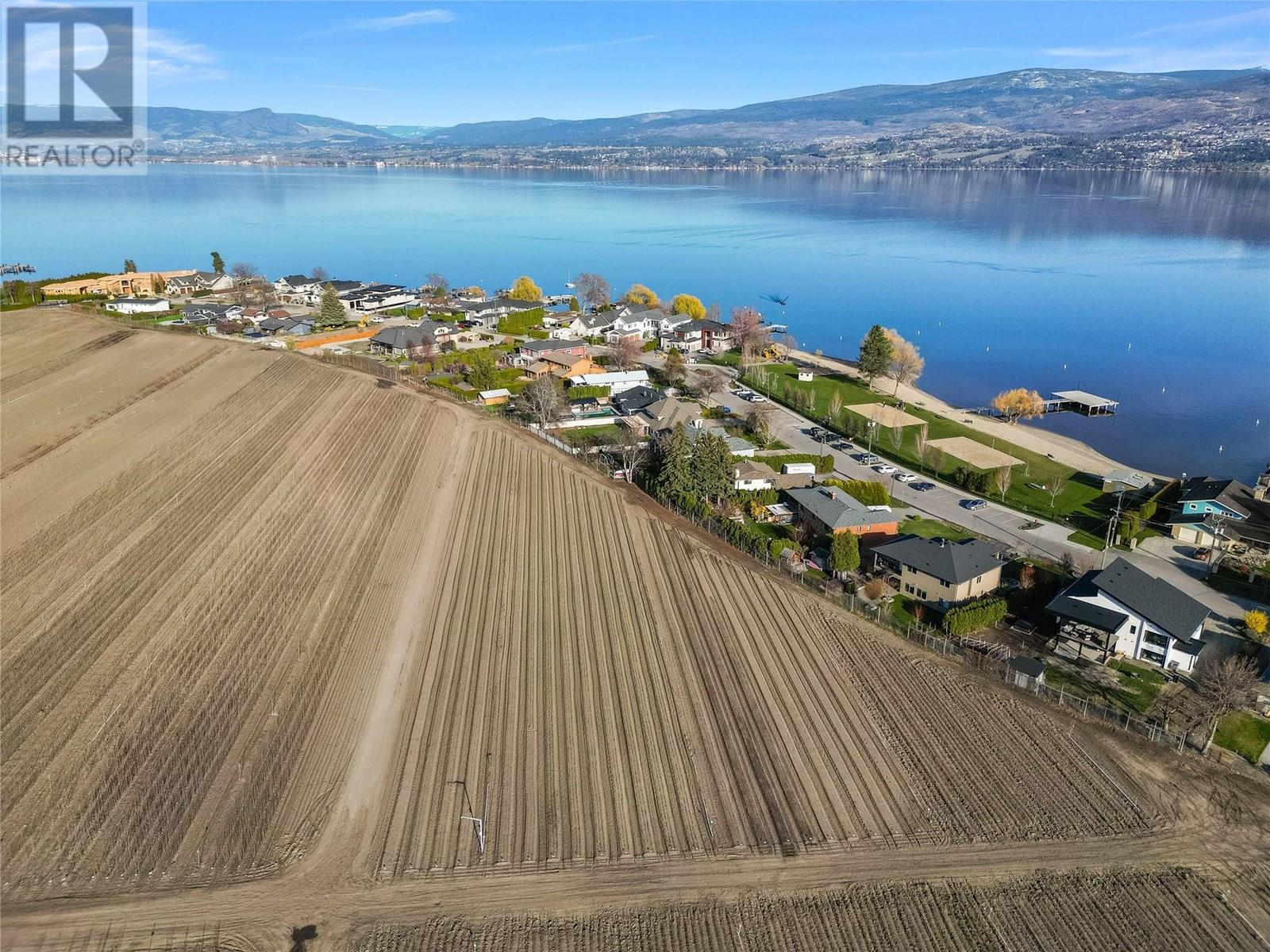  1677 Newport Road, West Kelowna