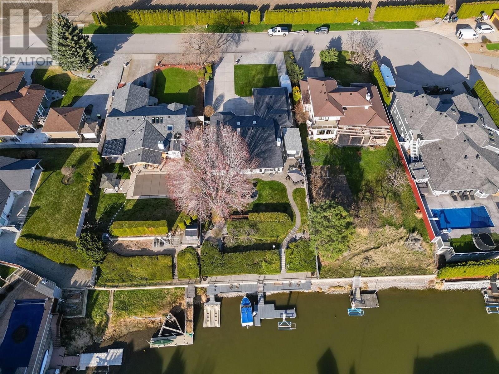  1677 Newport Road, West Kelowna