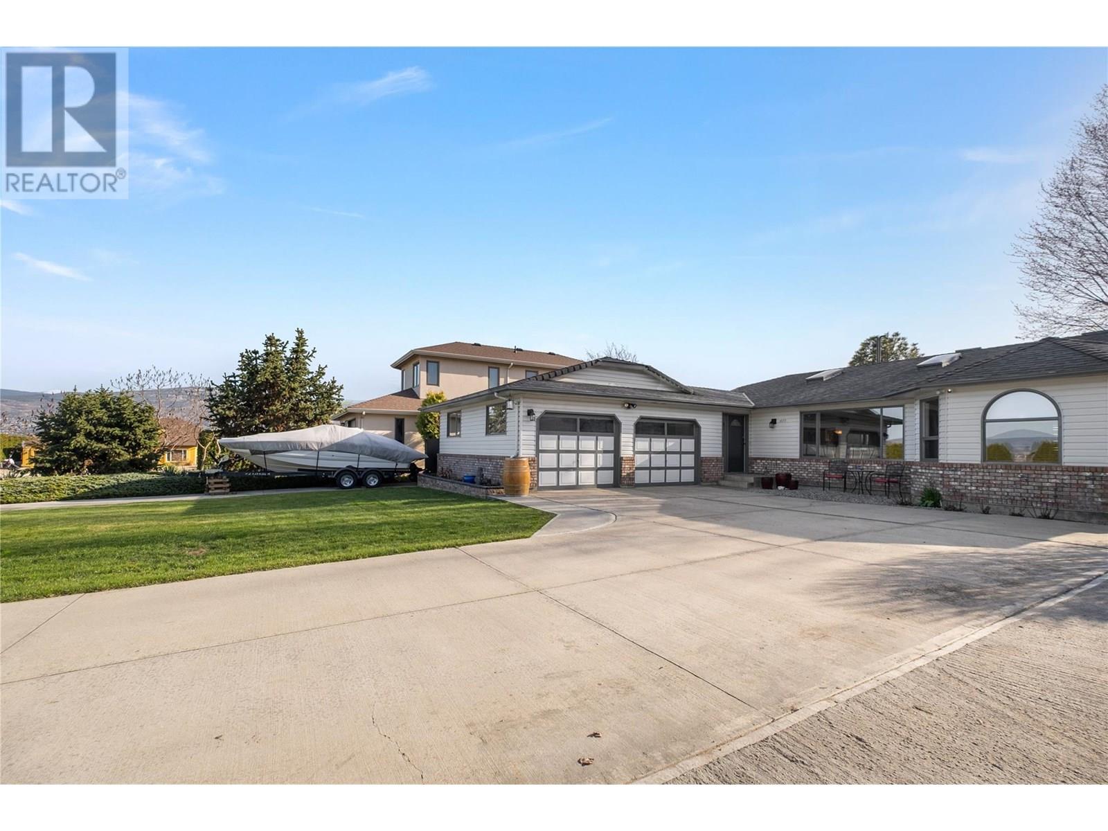  1677 Newport Road, West Kelowna