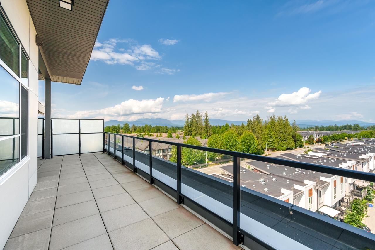 Photo 4 of B 612 20834 80 Avenue, Langley BC