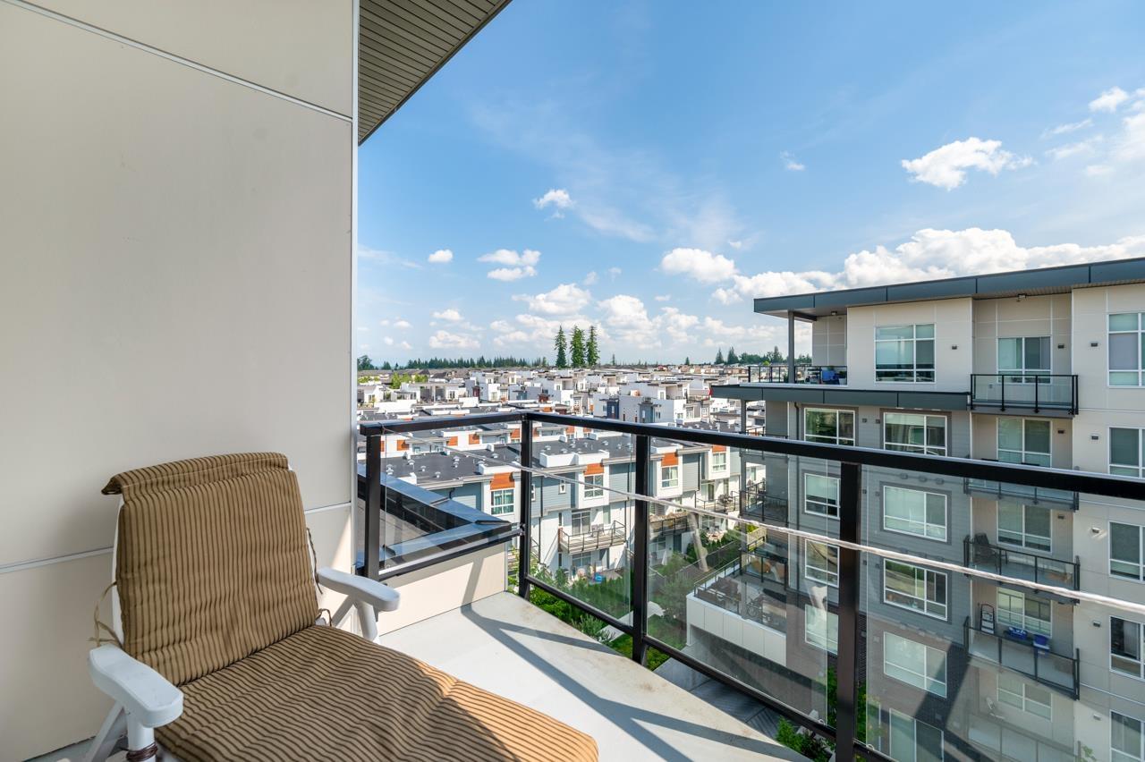 Photo 11 of B 612 20834 80 Avenue, Langley BC