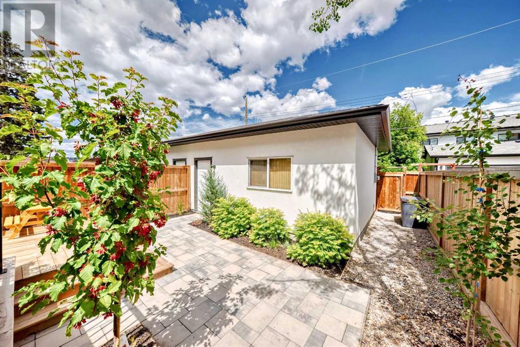 Single Family House for Sale in   Street NW Bowness Calgary 