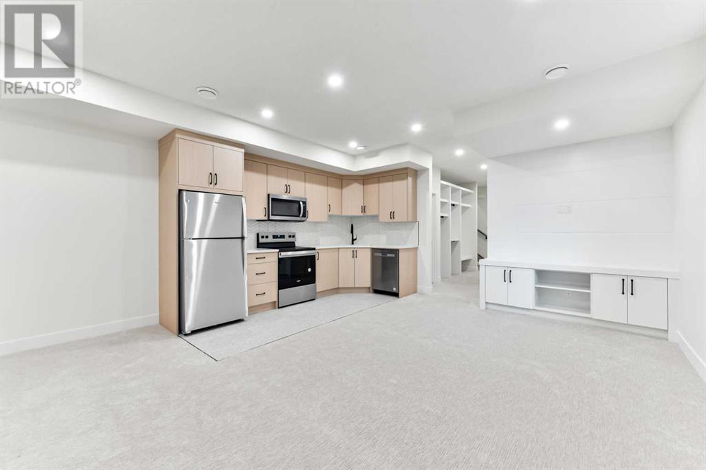 Single Family House for Sale in   Street SW Spruce Cliff Calgary 