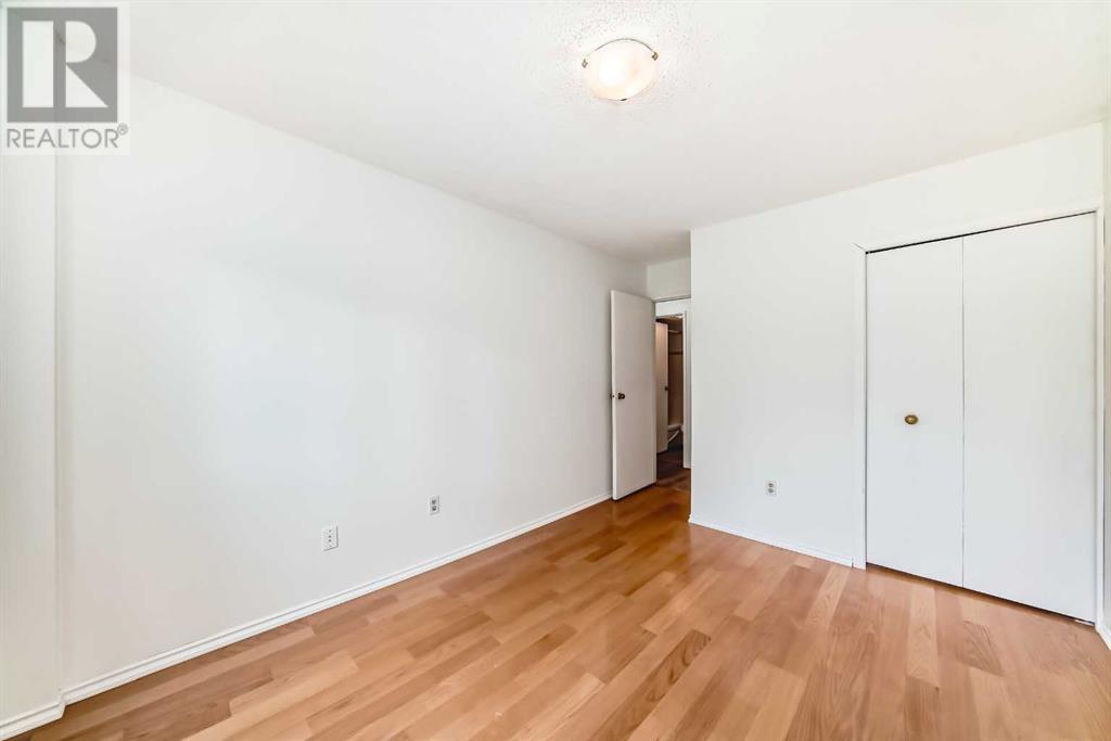 Single Family House for Sale in   Elbow Drive SW Haysboro Calgary 