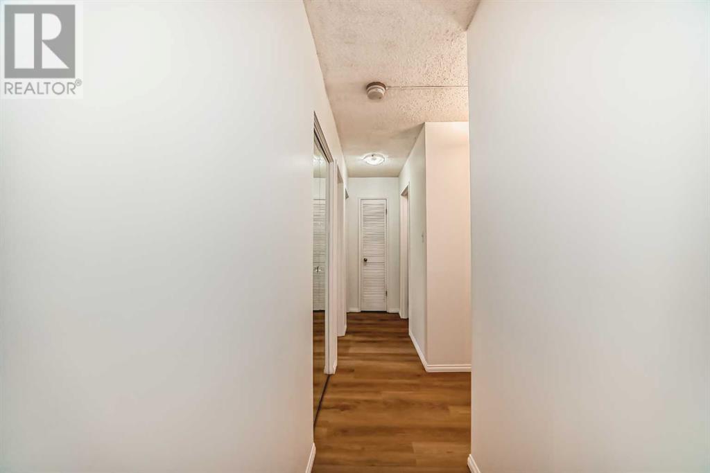 Single Family House for Sale in   Elbow Drive SW Haysboro Calgary 