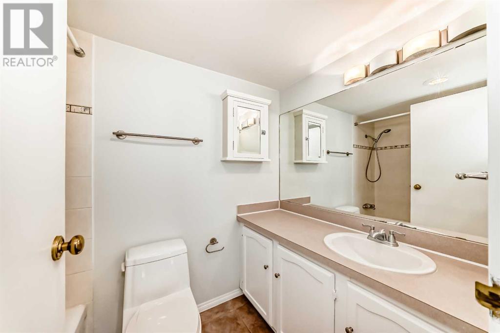 Single Family House for Sale in   Elbow Drive SW Haysboro Calgary 