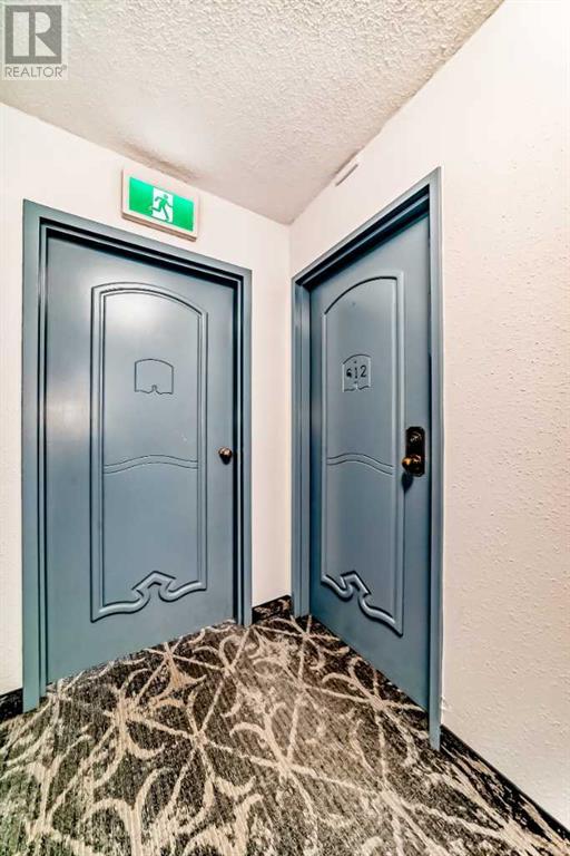 Single Family House for Sale in   Elbow Drive SW Haysboro Calgary 