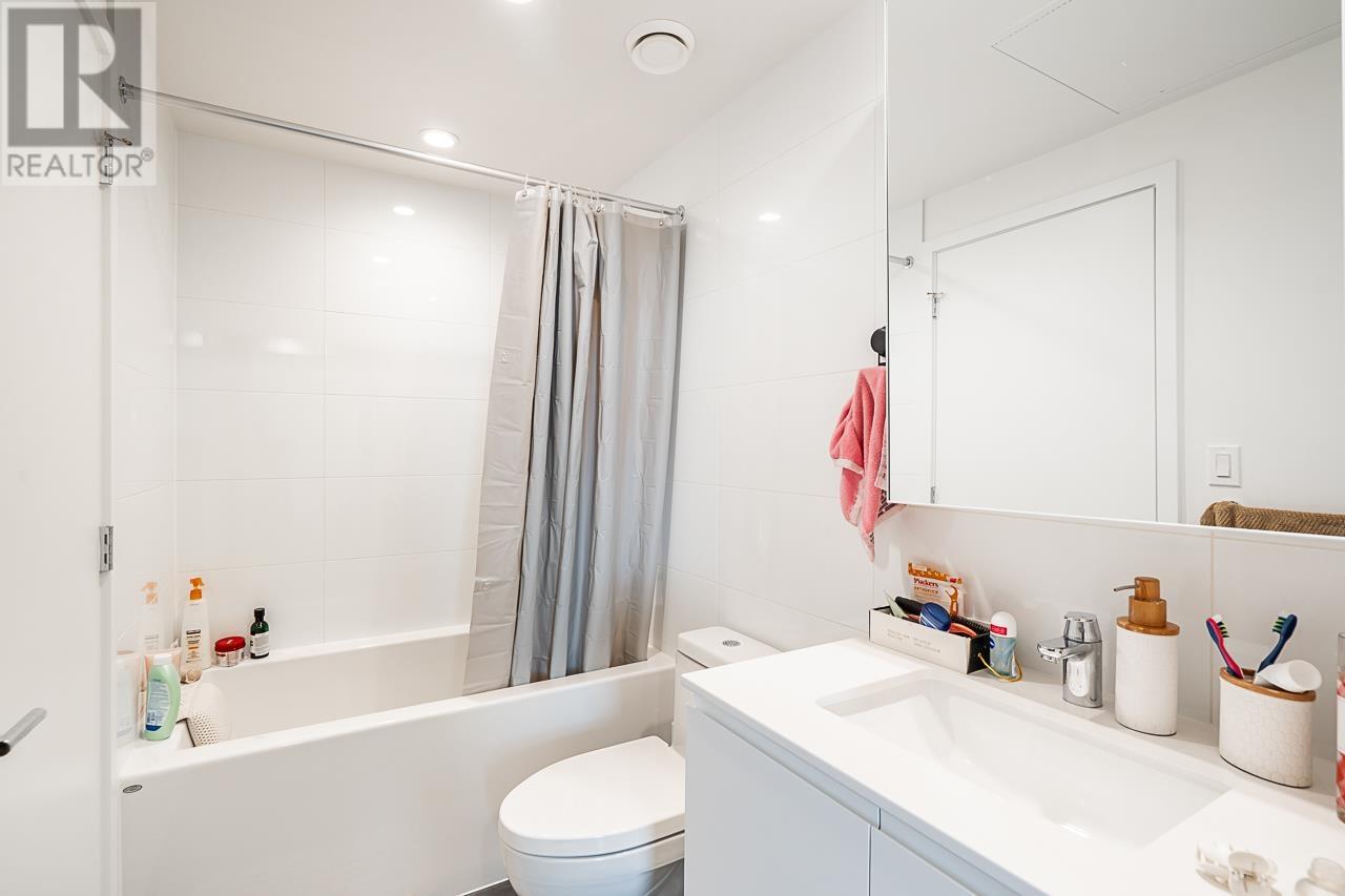 Photo 15 of 1907 3888 Evergreen Place, Burnaby BC