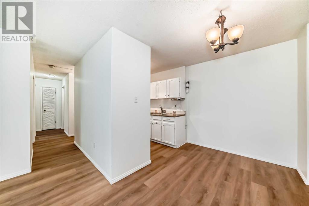 Single Family House for Sale in   Elbow Drive SW Haysboro Calgary 