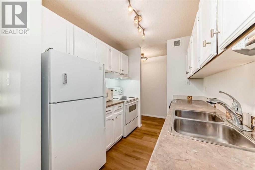 Single Family House for Sale in   Elbow Drive SW Haysboro Calgary 